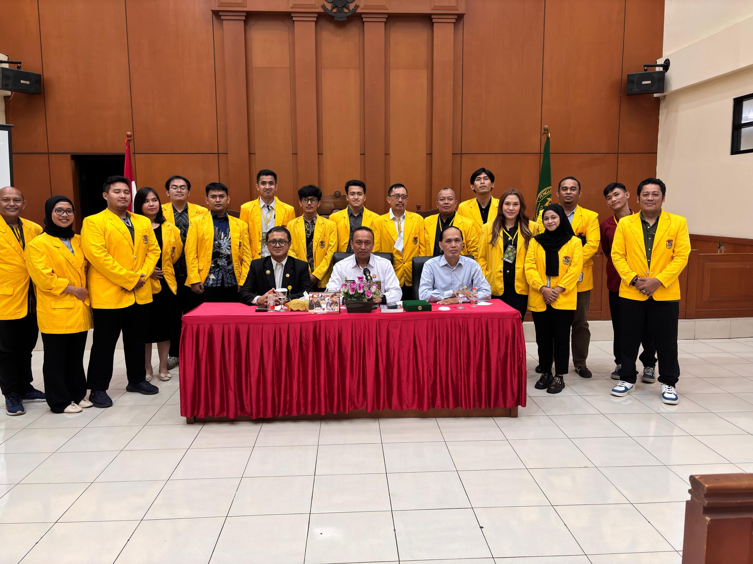 KUNJUNGAN MAHASISWA FAKULTAS HUKUM UNIVERSITAS MPU TANTULAR